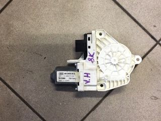 bontott AUDI A4 B8 Jobb hátsó Ablakemelő Motor