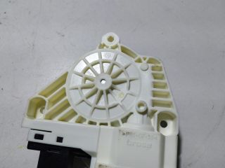 bontott AUDI A4 B8 Jobb hátsó Ablakemelő Motor