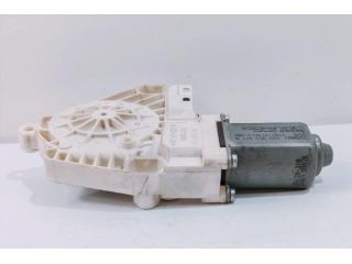 bontott AUDI A4 B8 Jobb hátsó Ablakemelő Motor