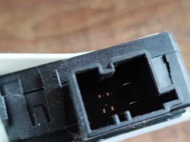 bontott AUDI A4 B8 Jobb hátsó Ablakemelő Motor