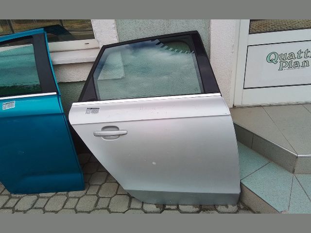 bontott AUDI A4 B8 Jobb hátsó Ablakemelő Szerkezet (Elektromos)