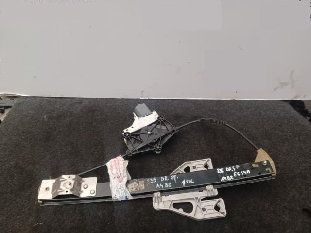 bontott AUDI A4 B8 Jobb hátsó Ablakemelő Szerkezet (Elektromos)