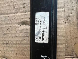 bontott AUDI A4 B8 Jobb hátsó Ablakemelő Szerkezet (Elektromos)