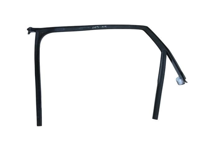 bontott AUDI A4 B8 Jobb hátsó Ablakvezető Gumi