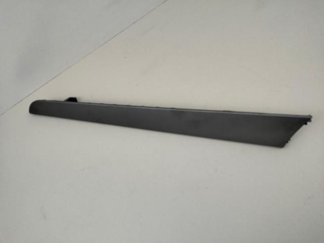 bontott AUDI A4 B8 Jobb hátsó Ajtó Díszléc