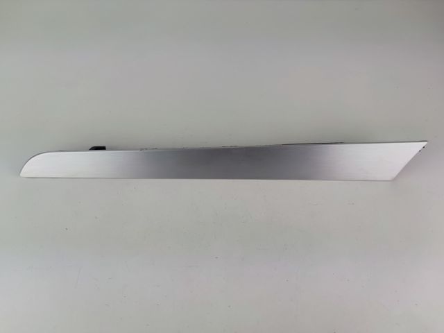 bontott AUDI A4 B8 Jobb hátsó Ajtó Díszléc