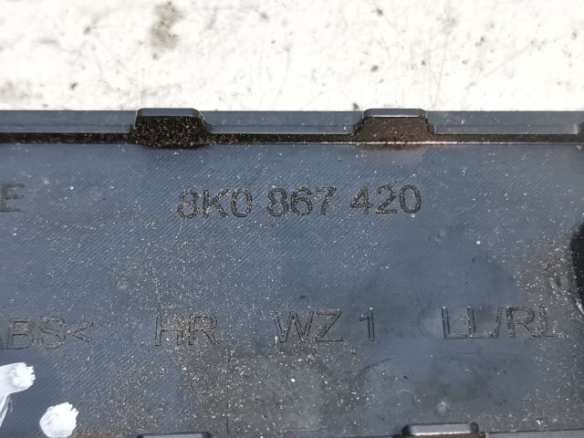 bontott AUDI A4 B8 Jobb hátsó Ajtó Kárpit Díszléc