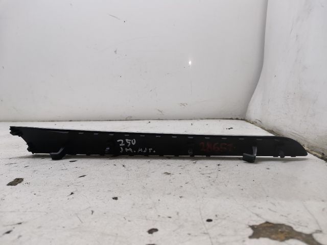 bontott AUDI A4 B8 Jobb hátsó Ajtó Kárpit Díszléc