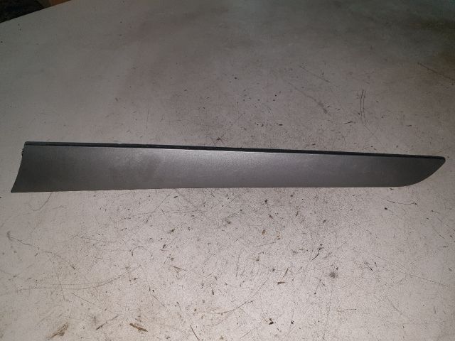 bontott AUDI A4 B8 Jobb hátsó Ajtó Kárpit Díszléc