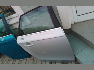 bontott AUDI A4 B8 Jobb hátsó Ajtó Kárpit