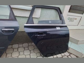 bontott AUDI A4 B8 Jobb hátsó Ajtó (Részeivel)