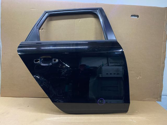 bontott AUDI A4 B8 Jobb hátsó Ajtó (Üres lemez)