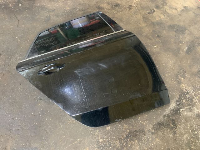 bontott AUDI A4 B8 Jobb hátsó Ajtó (Üres lemez)