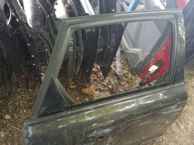 bontott AUDI A4 B8 Jobb hátsó Ajtó (Üres lemez)