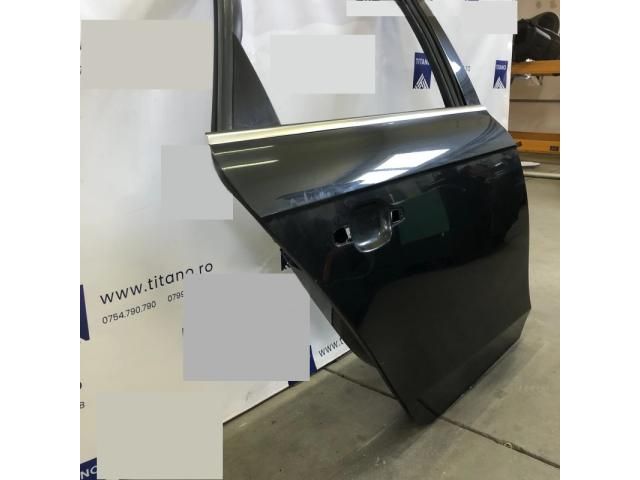 bontott AUDI A4 B8 Jobb hátsó Ajtó (Üres lemez)