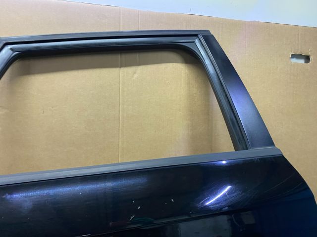 bontott AUDI A4 B8 Jobb hátsó Ajtó (Üres lemez)