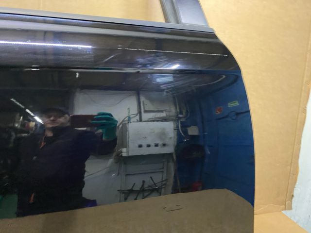 bontott AUDI A4 B8 Jobb hátsó Ajtó (Üres lemez)