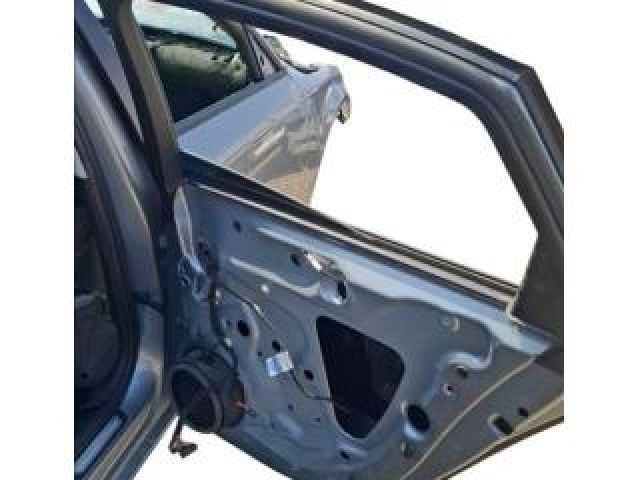 bontott AUDI A4 B8 Jobb hátsó Ajtó (Üres lemez)