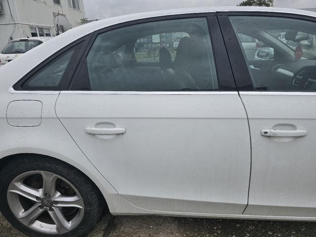 bontott AUDI A4 B8 Jobb hátsó Ajtó (Üres lemez)
