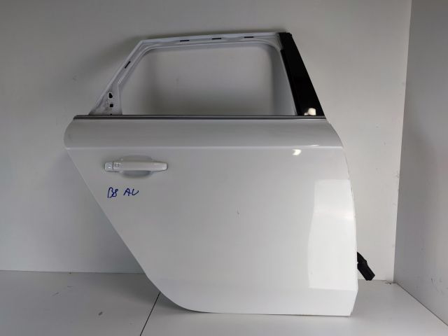 bontott AUDI A4 B8 Jobb hátsó Ajtó (Üres lemez)