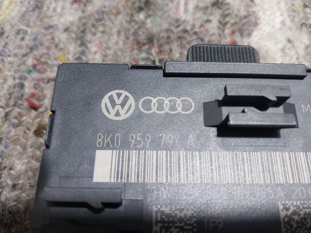 bontott AUDI A4 B8 Jobb hátsó Ajtó Vezérlőegység