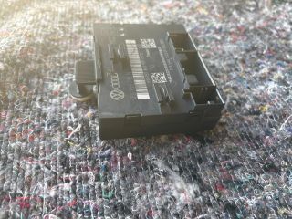 bontott AUDI A4 B8 Jobb hátsó Ajtó Vezérlőegység