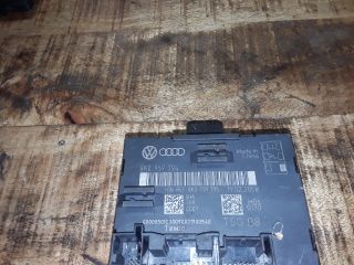 bontott AUDI A4 B8 Jobb hátsó Ajtó Vezérlőegység