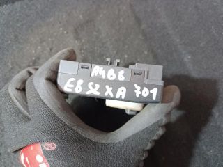 bontott AUDI A4 B8 Jobb hátsó Ajtó Vezérlőegység