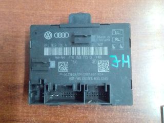 bontott AUDI A4 B8 Jobb hátsó Ajtó Vezérlőegység