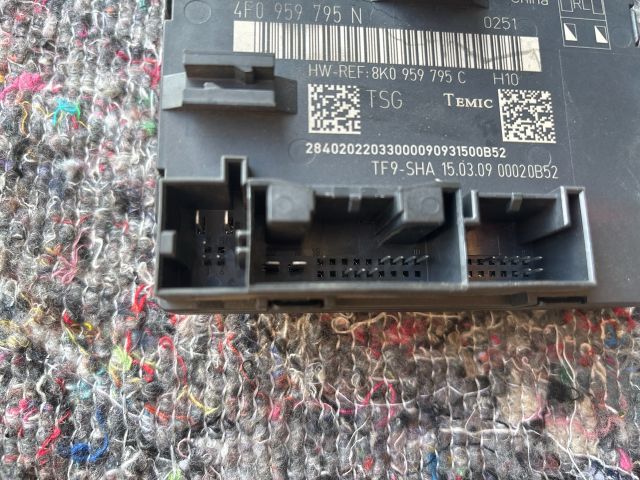 bontott AUDI A4 B8 Jobb hátsó Ajtó Vezérlőegység