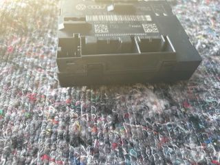 bontott AUDI A4 B8 Jobb hátsó Ajtó Vezérlőegység