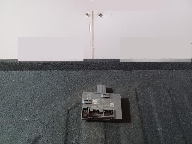 bontott AUDI A4 B8 Jobb hátsó Ajtó Vezérlőegység