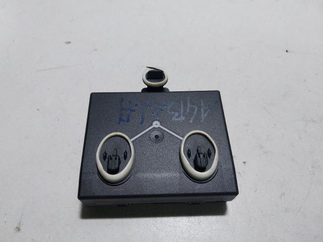 bontott AUDI A4 B8 Jobb hátsó Ajtó Vezérlőegység