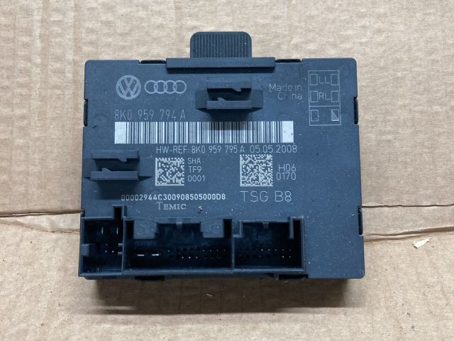 bontott AUDI A4 B8 Jobb hátsó Ajtó Vezérlőegység