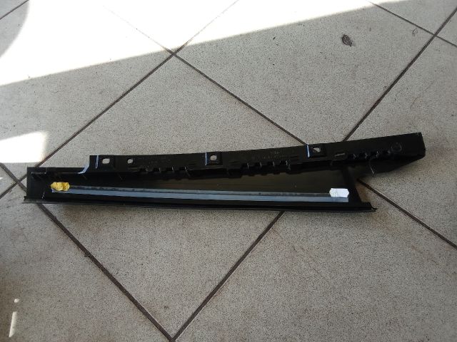 bontott AUDI A4 B8 Jobb hátsó Ajtókeret Burkolat