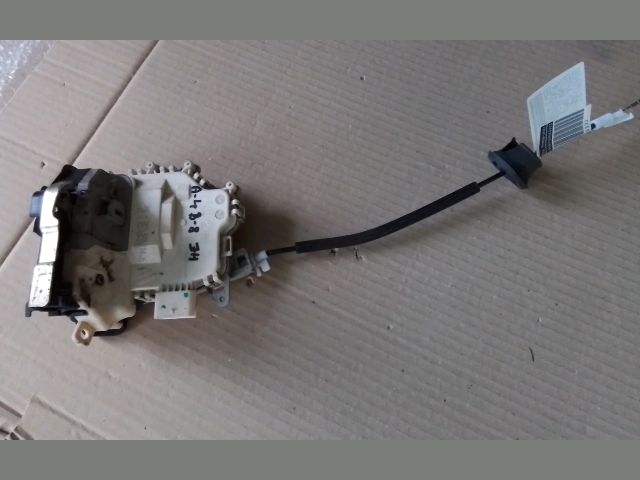 bontott AUDI A4 B8 Jobb hátsó Ajtózár