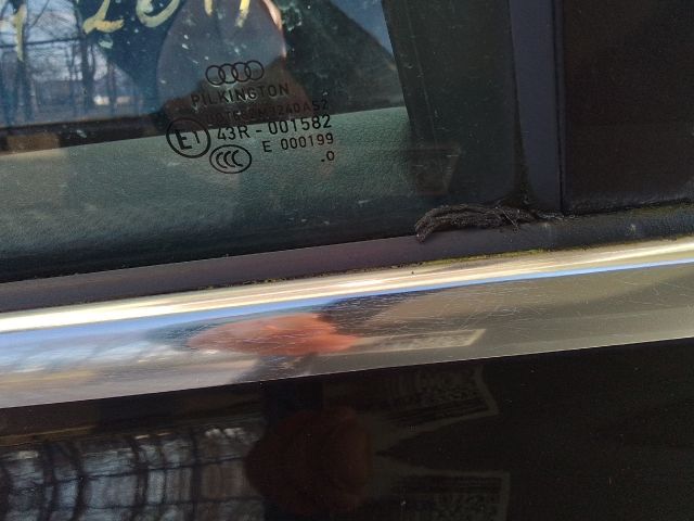 bontott AUDI A4 B8 Jobb hátsó Ajtózár
