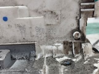 bontott AUDI A4 B8 Jobb hátsó Ajtózár