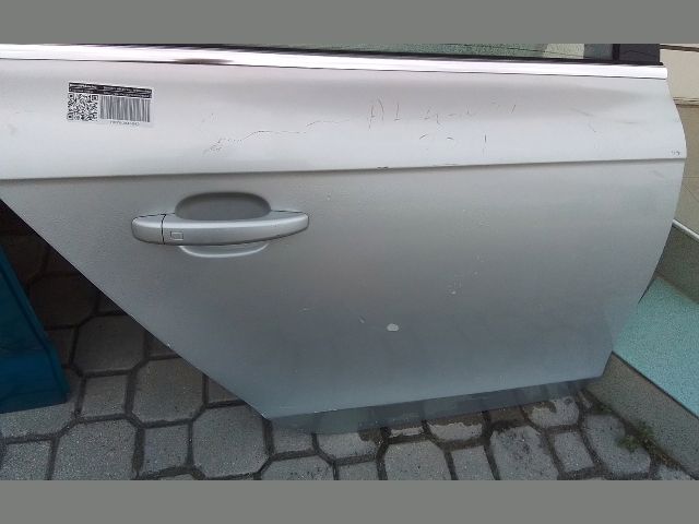 bontott AUDI A4 B8 Jobb hátsó Ajtózár