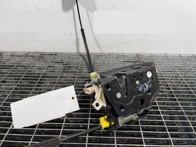 bontott AUDI A4 B8 Jobb hátsó Ajtózár