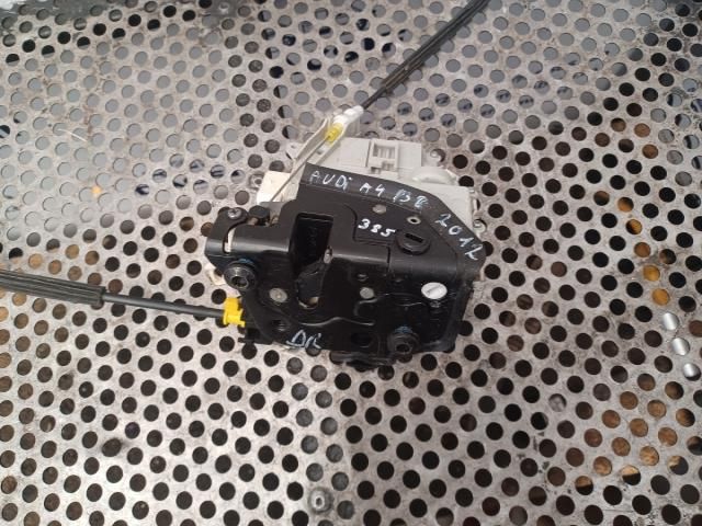 bontott AUDI A4 B8 Jobb hátsó Ajtózár