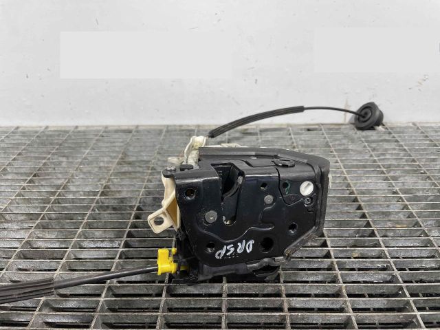 bontott AUDI A4 B8 Jobb hátsó Ajtózár