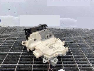 bontott AUDI A4 B8 Jobb hátsó Ajtózár