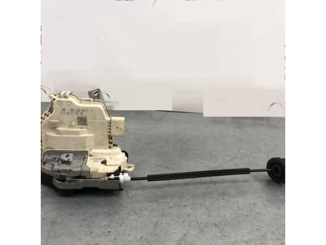 bontott AUDI A4 B8 Jobb hátsó Ajtózár