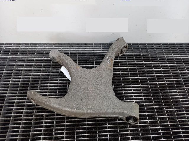 bontott AUDI A4 B8 Jobb hátsó Alsó Lengőkar