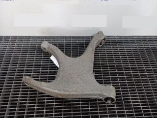 bontott AUDI A4 B8 Jobb hátsó Alsó Lengőkar