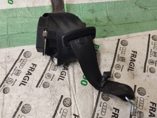 bontott AUDI A4 B8 Jobb hátsó Biztonsági Öv