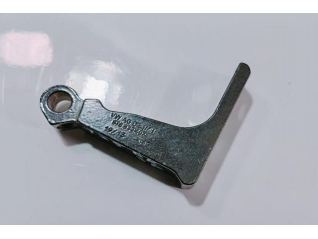 bontott AUDI A4 B8 Jobb hátsó Felső Zsanér