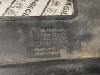 bontott AUDI A4 B8 Jobb hátsó Fenéklemez