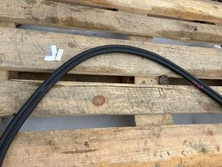 bontott AUDI A4 B8 Jobb hátsó Gumikéder